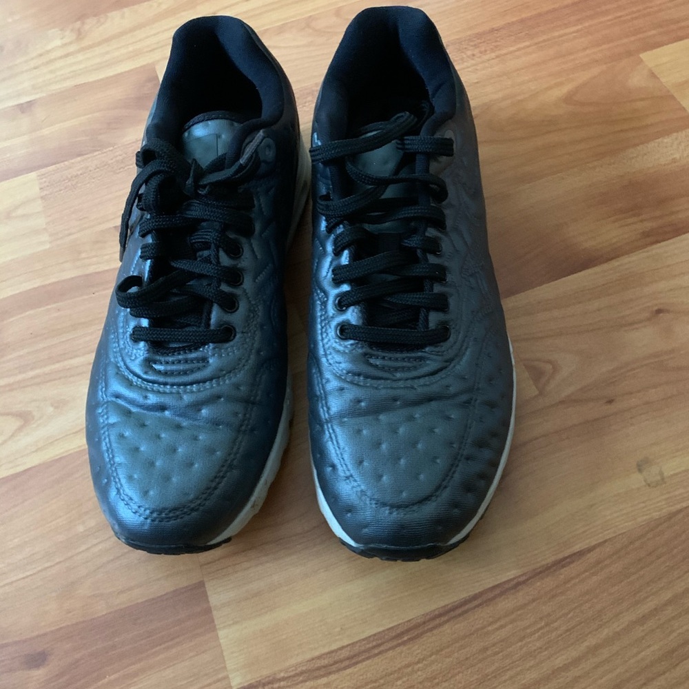 Nike Air size 7.5
